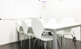 Colormell（カラメル）新宿三丁目店