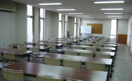 西宮商工会館　本館4階B会議室