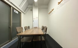 Colormell（カラメル）横浜西口店・A室（イエロー）